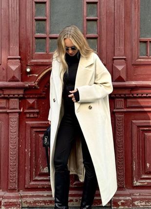 Пальто жіноче молочне essme