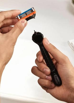 Станок | бритва чоловіча gillette fusion5 power (1 касета і батарейка в комплекті)5 фото