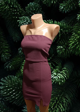 Шикарное платье по фигуре и с разрезом 🖤🛍️🛒
