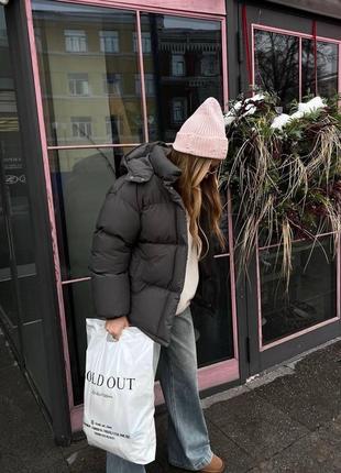 Женская куртка с капюшоном зимняя теплая с карманами стильная дутая графит розовый...