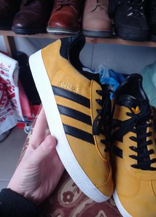 Оригінальні кросівки adidas gazelle