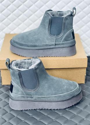 Замшеві сірі уги на платформі челсі жіночі ugg челсі замш зима сірі7 фото