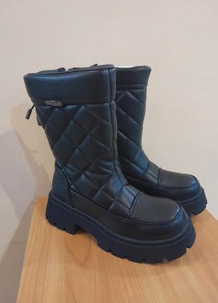 Ботинки черные для девочек на&nbsp; молнии зима и-8302. размеры:33,34,35,36,38