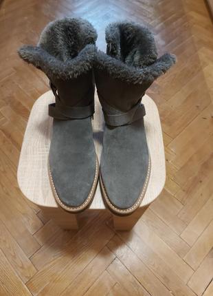 Ботинки женские из натуральной замши фирмы m&s collection