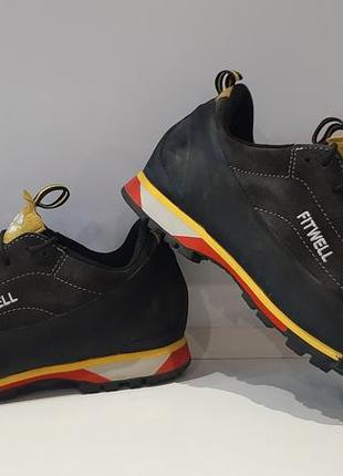 Fitwell  трекинговые кроссовки waterproof