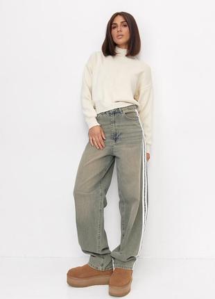 Жіночі джинси baggy з лампасами