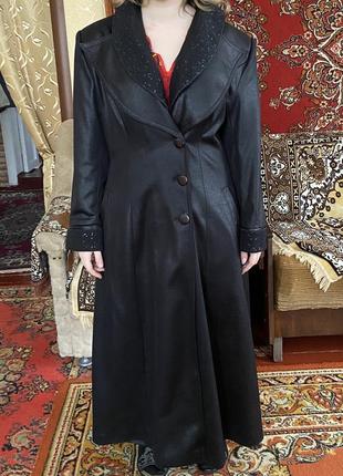 Пальто 50 розмір чорне плащ