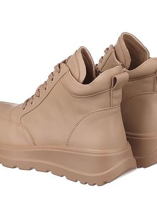 Женские бежевые кожаные ботинки hengji 10001