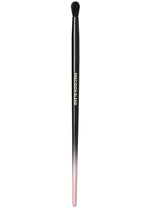 Кисть для нанесения и растушевки теней shades by shan precision blend