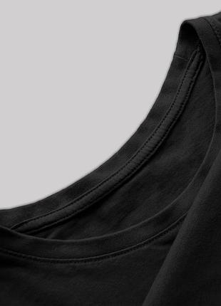 Жіноча чорна патріотична футболка з принтом "герб україни" 100% хлопок3 фото