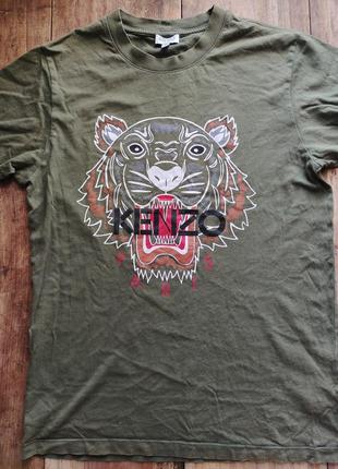 Футболка або жіноча,або чоловіча.🙂