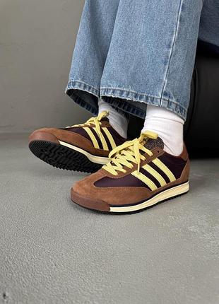 Жен/чол кроссовки Umhängetasche Dame adidas RYV FESTIVAL HD9657 BLACKog brown/yellow