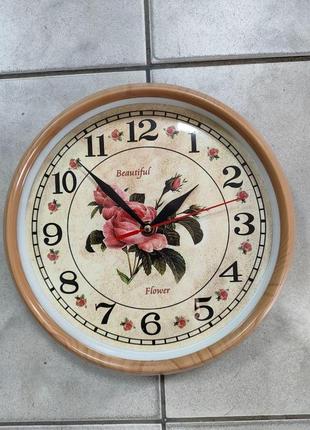 Годинник настінний