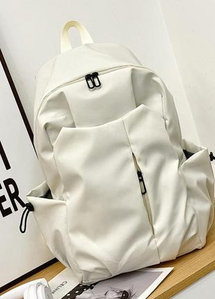 Спортивний міський однотонний рюкзак для дівчини