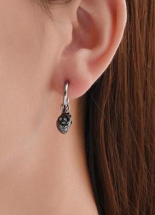 Сережки анатомічне сердце. нержавіюча сталь. колір срібло