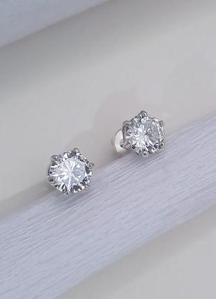 Серебряные серьги гвоздики с фианитами