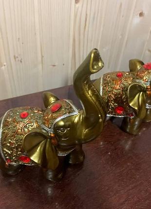 Статуетка слон