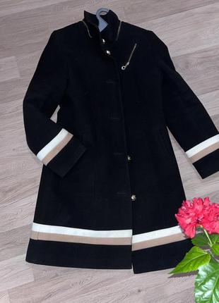 Елегантне пальто