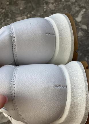 Базовые кроссовки белые из натуральной кожи5 фото