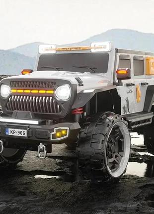 Дитячий електромобіль з дистанційним керуванням від 3х років