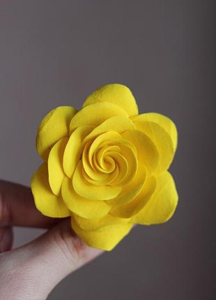 Желтая заколка для волос ручной работы "желтая роза" (6,5-7см). подарок девушке, девочке