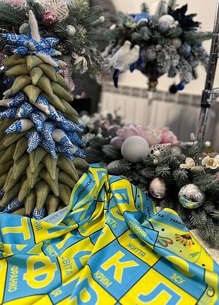 Дизайнерский яркий платок "украинская азбука"