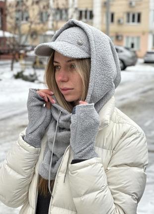 Капор женский