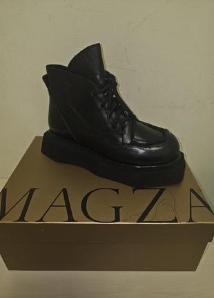 Нові крутезні шкіряні ботінки magza