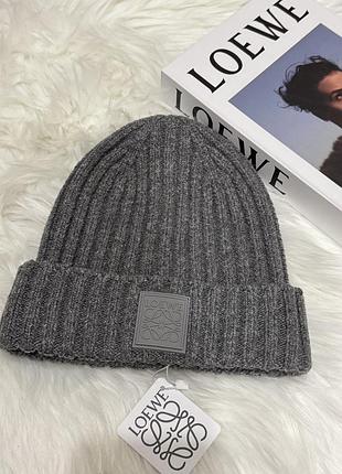 Шапка жіноча