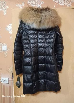 Продам шкіряне жіноче пальто з шикарним хутром лисиці2 фото