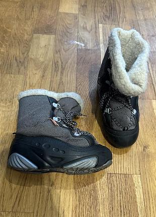 Теплые зимние ботинки