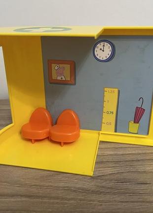 Машинка скорая помощь свинка пеппа peppa pig