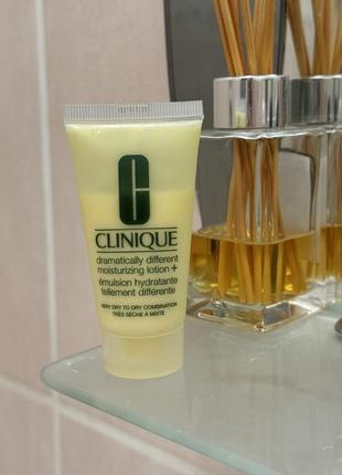 Зволожуючий крем, 
clinique dramatically different moisturizing lotion+, оригінал, лосьйон