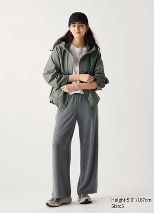 Легкие брюки брюки uniqlo
