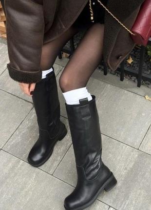 Женские зимние кожаные сапоги трубы