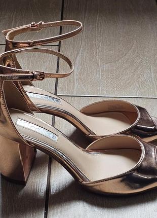 Босоніжки kurt geiger(original).