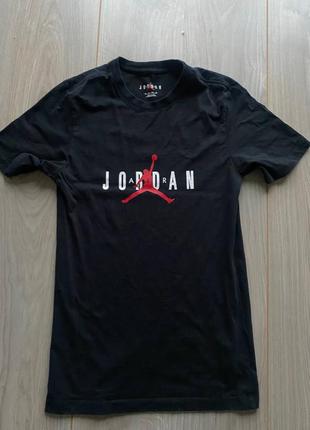 Футболка air jordan (заді біг лого)