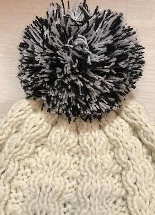 Шапка в наличии.