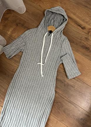 Платье миди теплое платье