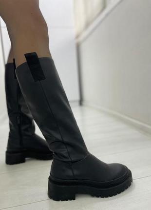 Стильные сапожки stradivarius 37 размер