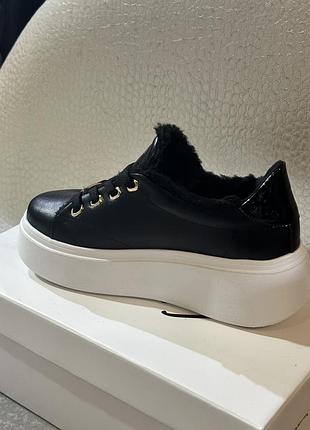 Утепленные кожаные сникерсы италия