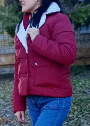 Куртка з хутром.