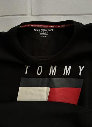 Свитшот женский tommy hilfiger 2