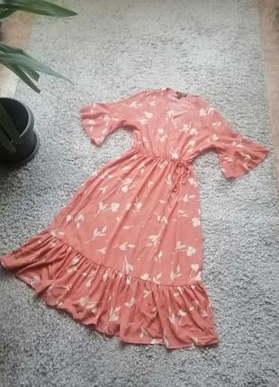 Платье в хорошем состоянии, размер м