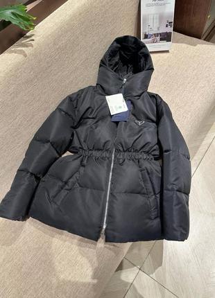 Пуховик в стиле prada