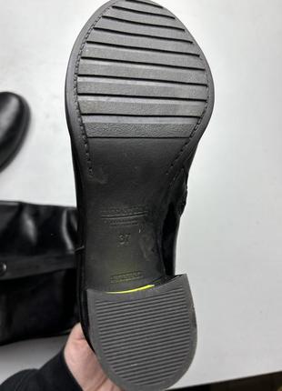 Сапоги кожаные зимние на каблуках