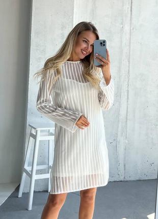 Платье женское 
ткань верхнего платья трикотаж сетка. нижнее платье-подкладка вискоза