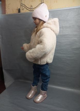 Шубка на 4/5 лет