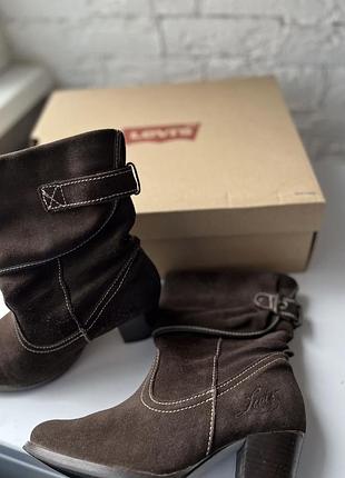 Замшевые ботильоны ботинки полусапожки деми levi's размер 37 в шоколадном цвете