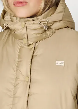 Пуховик levis